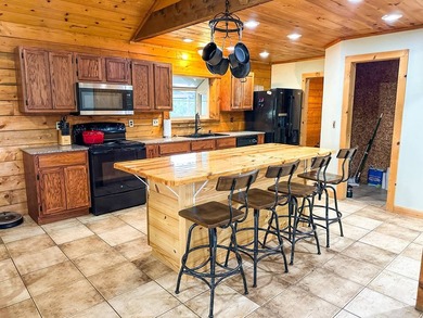 Welcome to the Middle Creek Ranch located in Hughes County - photo 22