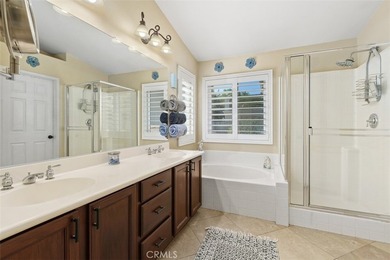 Welcome to this stunning residence perfectly designed for - photo 30