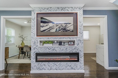 Welcome to this beautifully updated single-family townhouse in - photo 9
