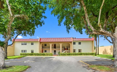 Lake Condo For Sale in West Palm Beach, Florida