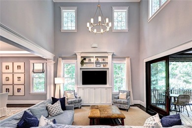 Unbelievable new price and  opportunity! Step into this stunning - photo 12