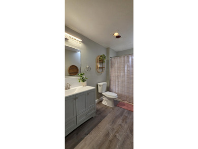 2 bedroom, 2 bath home on a spacious 1-acre lot in a peaceful - photo 13