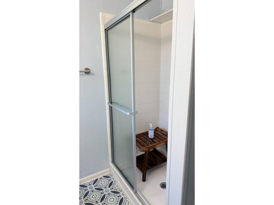 Why You'll Love This Home - Move-in ready with thoughtful - photo 13