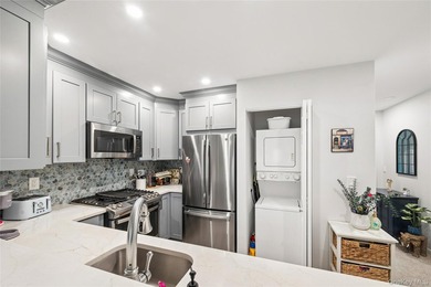 Welcome to Cambridge Court! This is a 62 and over Community - photo 5