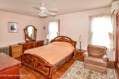 WELCOME TO 592 OAKLAND AVENUE . THIS BEAUTIFUL 3 BEDROOM - photo 7