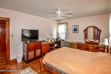 WELCOME TO 592 OAKLAND AVENUE . THIS BEAUTIFUL 3 BEDROOM - photo 8