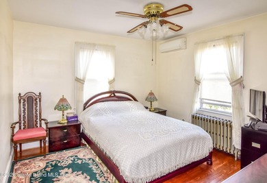 WELCOME TO 592 OAKLAND AVENUE . THIS BEAUTIFUL 3 BEDROOM - photo 9