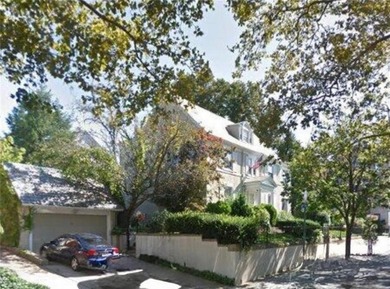 Welcome to 7724 Ridge Boulevard, a truly special Bay Ridge - photo 1