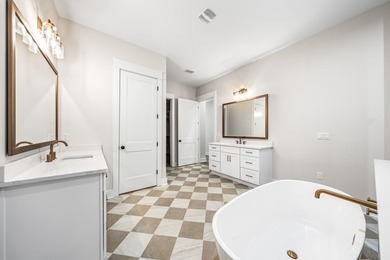 Seller offering $15,000 incentive towards closing cost or rate - photo 27
