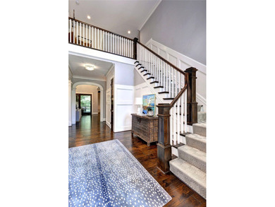 Unbelievable new price and  opportunity! Step into this stunning - photo 30