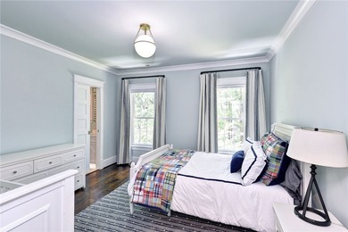 Unbelievable new price and  opportunity! Step into this stunning - photo 32
