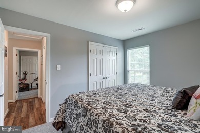 Welcome to your furnished Lake Anna getaway in the sought-after - photo 34