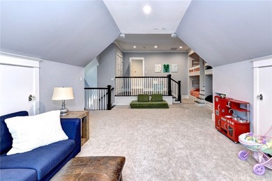 Unbelievable new price and  opportunity! Step into this stunning - photo 40