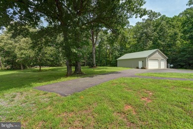 Welcome to your furnished Lake Anna getaway in the sought-after - photo 45