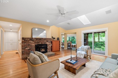 Rare opportunity to own a fully equipped horse property on 5.65 - photo 12