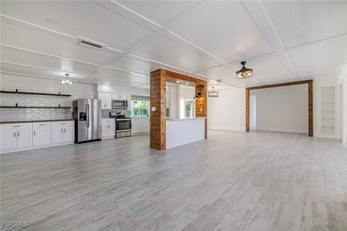 Move-in ready 3-bedroom, 2-bath, 2-car garage pool/spa home - photo 3