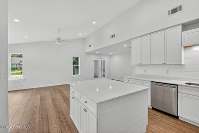 LIKE NEW and completely renovated from top to bottom, this - photo 13
