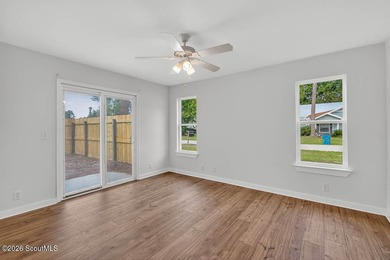 LIKE NEW and completely renovated from top to bottom, this - photo 15