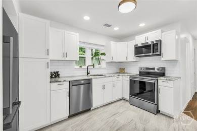 Welcome home to this stunning, fully renovated 2-bedroom, and - photo 17