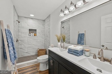 LIKE NEW and completely renovated from top to bottom, this - photo 20