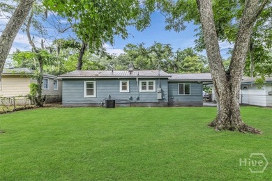Welcome home to this stunning, fully renovated 2-bedroom, and - photo 25