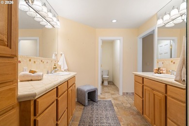 Rare opportunity to own a fully equipped horse property on 5.65 - photo 26