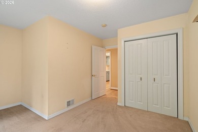 Rare opportunity to own a fully equipped horse property on 5.65 - photo 30