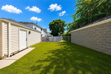 Welcome to this newly built (2023) fully detached 2-family home - photo 4