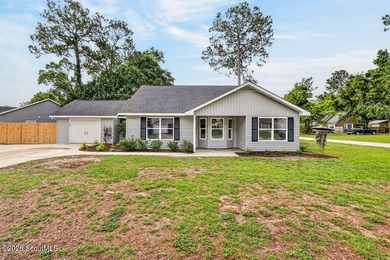 LIKE NEW and completely renovated from top to bottom, this - photo 34