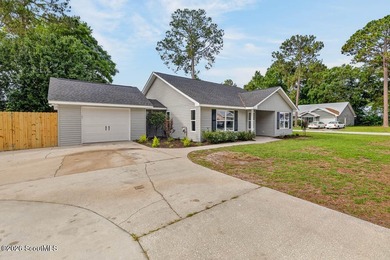 LIKE NEW and completely renovated from top to bottom, this - photo 36