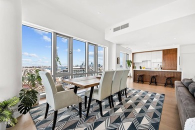 A rare penthouse resale at 75 Park Lane South. Residence PH 3701 - photo 9