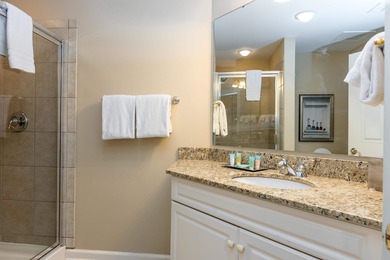 Ocean Front in the Lovely Royale Palms!!! 3 bedrooms 3 Baths