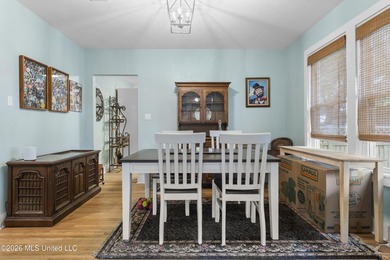 Wonderful Home Just Blocks from the Beach! Walking distance also - photo 11