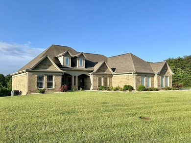 Experience luxurious living in the desirable Allens Landing Lake - photo 6
