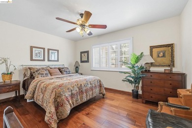 Experience the beauty of foothill living in this elegant home - photo 17