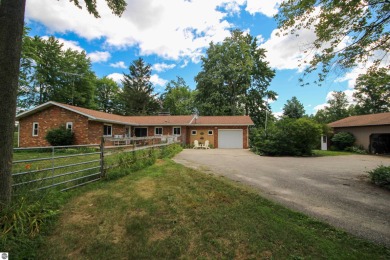 (private lake, pond, creek) Home For Sale in Mount Pleasant Michigan