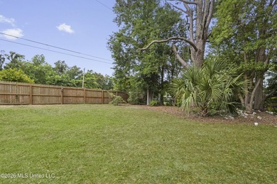Wonderful Home Just Blocks from the Beach! Walking distance also - photo 35