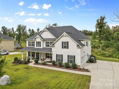 Welcome to this impeccably maintained, farmhouse-inspired - photo 45