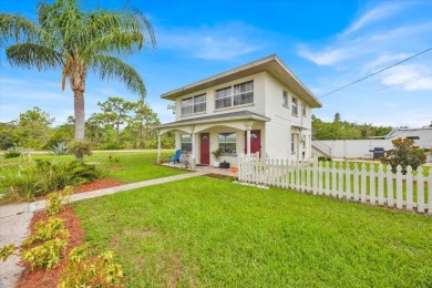 Lake Townhome/Townhouse For Sale in Indian Lake Estates, Florida