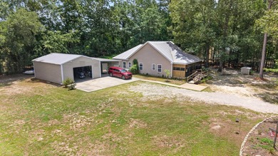 Escape the ordinary to the extraordinary. This 3BR/2BA lake are - photo 1