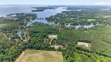 Escape the ordinary to the extraordinary. This 3BR/2BA lake are - photo 4