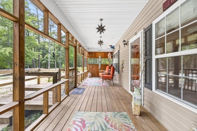Escape the ordinary to the extraordinary. This 3BR/2BA lake are - photo 8