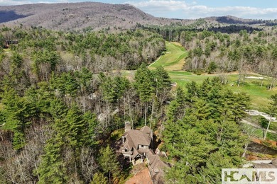Discover a remarkable residence that embodies timeless mountain - photo 3