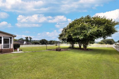 Welcome home to this beautifully landscaped brick home offering - photo 6