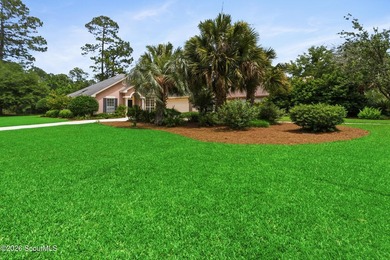 Lakefront living meets timeless design in this charming 1 - photo 11
