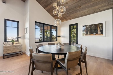 Located in the exclusive Stag Lodge, one of the most sought - photo 10