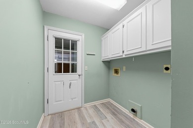 Lakefront living meets timeless design in this charming 1 - photo 25