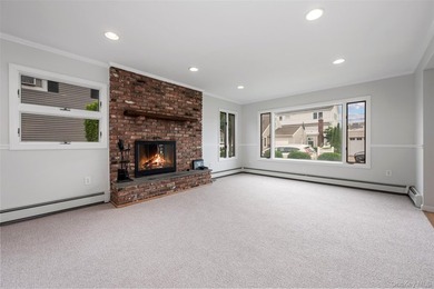 Nestled in the highly desirable Canals section of Long Beach - photo 9
