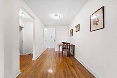 Welcome to 6E, where sunlight, space, and skyline views come - photo 2