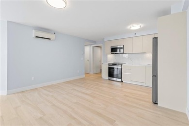 Envision a residence where morning light streams through floor - photo 5